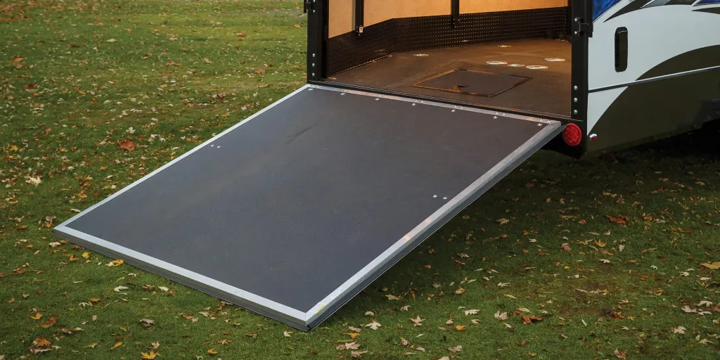 Lippert 3000 Series Hidden Hinge Ramp Door
