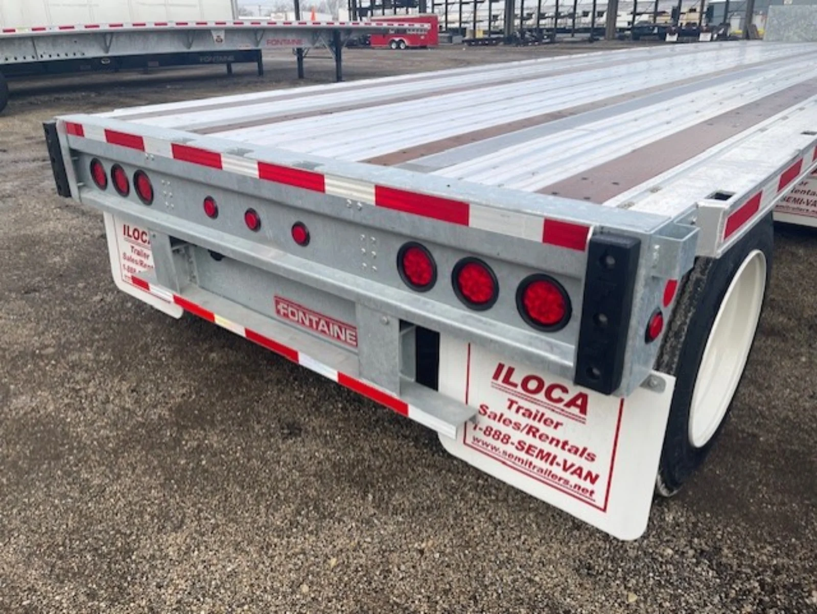 Fontaine Fusion Flatbed Trailer Main Beams