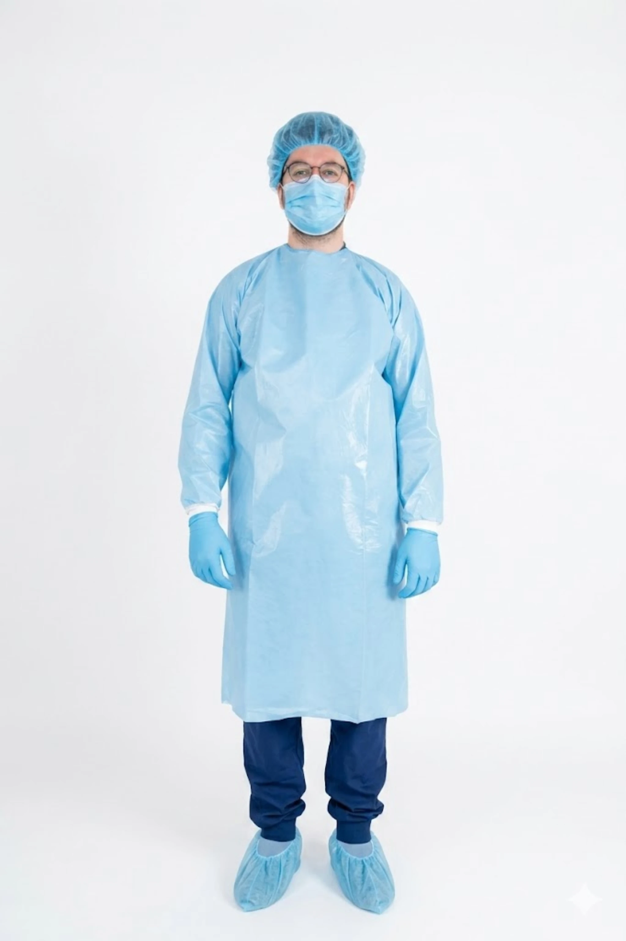 New York Embroidery Studio Trinity Non-Surgical Isolation Gown
