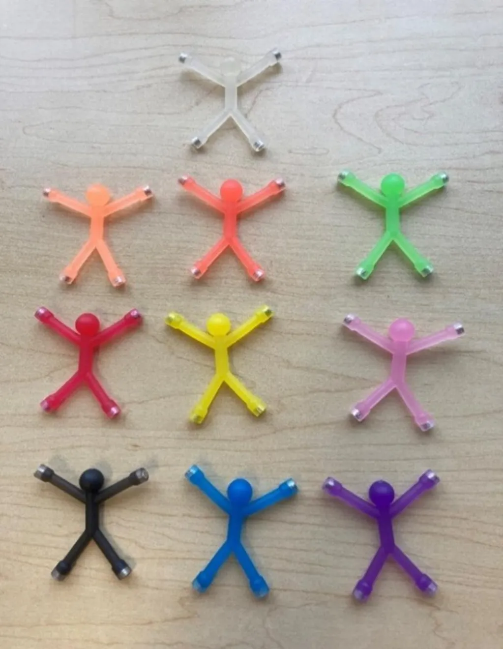 Vndueey Magnetic Men Toy Sets